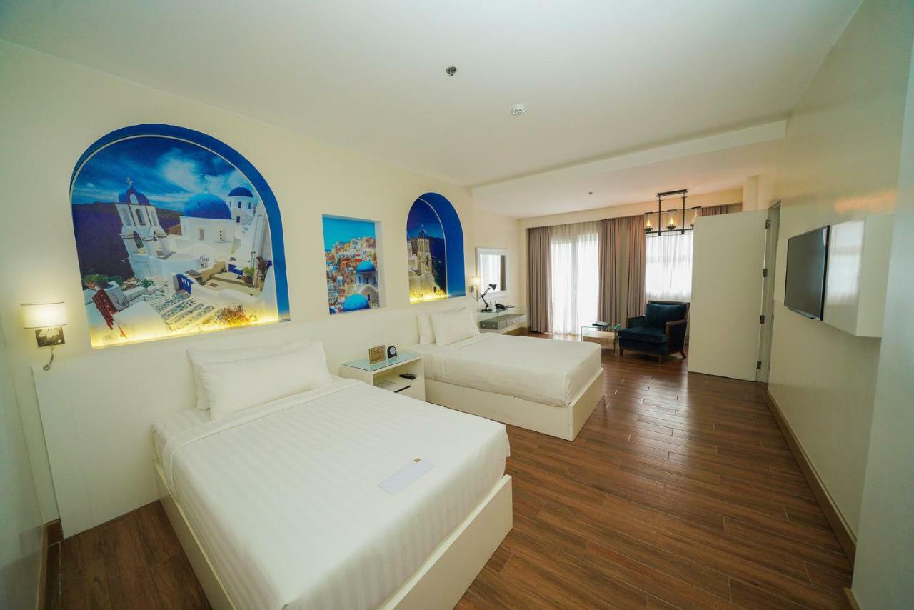 Hotel Carlito Tagaytay Тагайтай Экстерьер фото